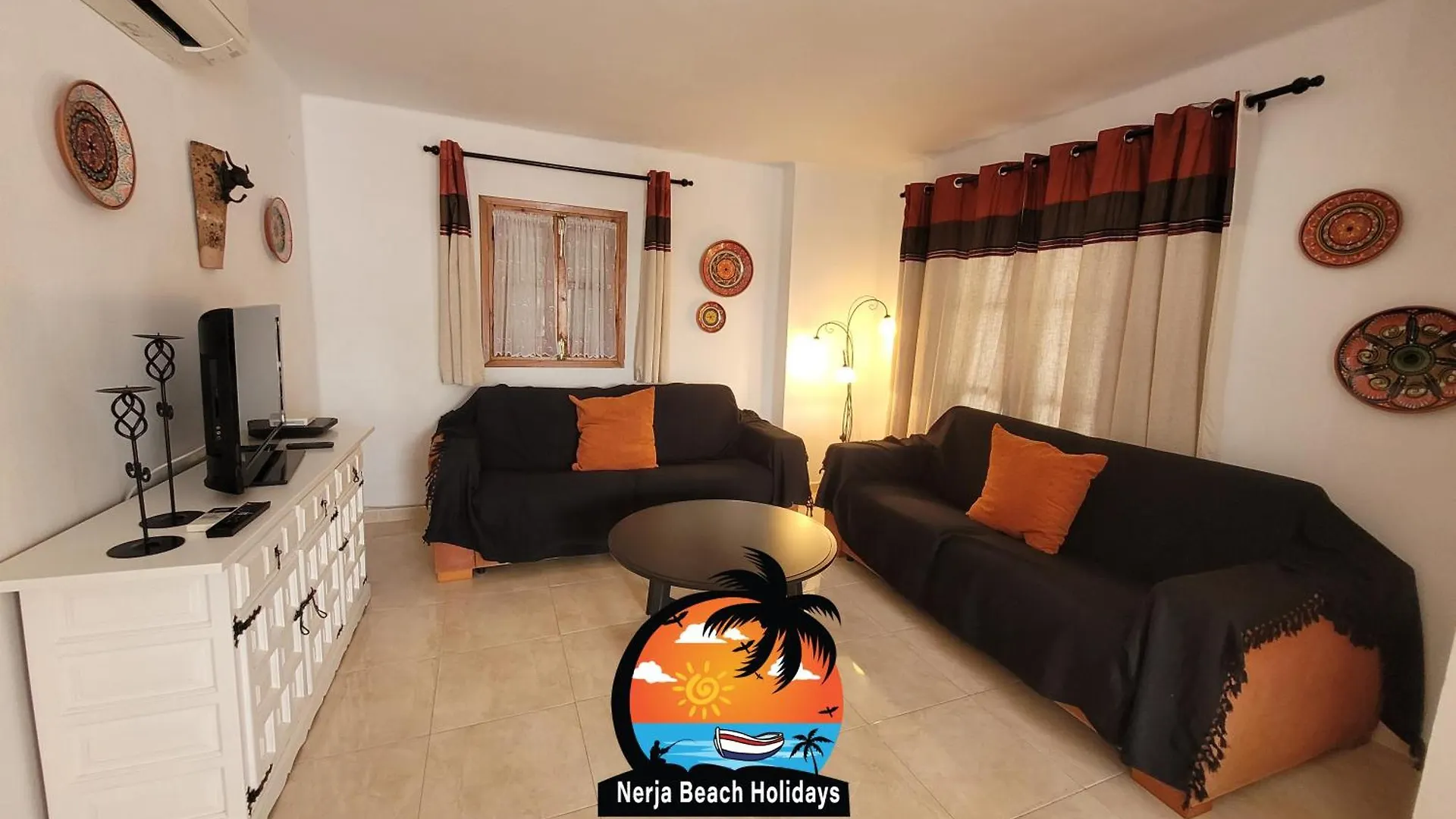 Apartment Spacious 2 Bed, 2 Bath In Capistrano Playa, Nerja