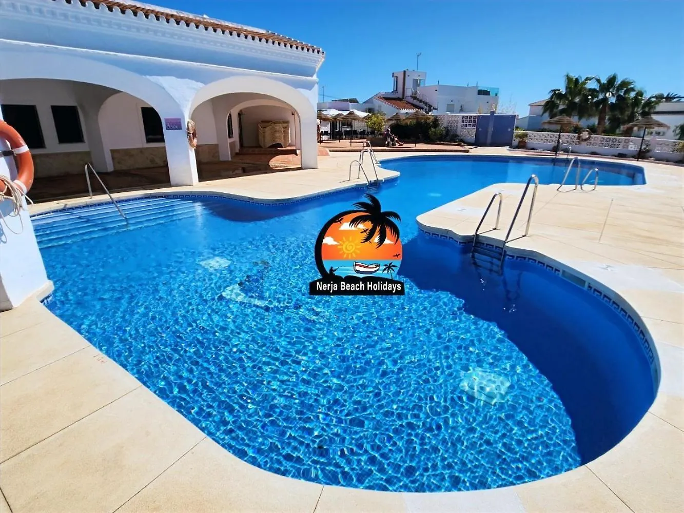 Apartment Spacious 2 Bed, 2 Bath In Capistrano Playa, Nerja
