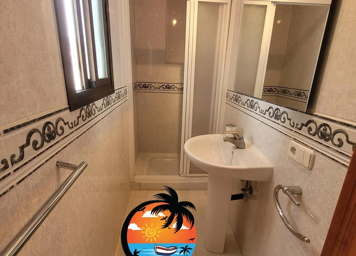 Apartment Spacious 2 Bed, 2 Bath In Capistrano Playa, Nerja